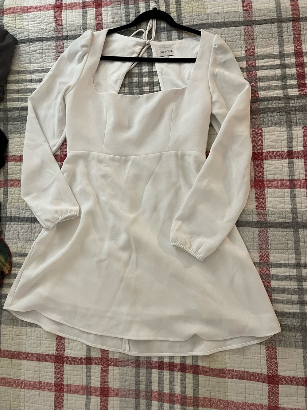 Park & Fifth White Long-Sleeve Mini Dress